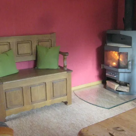 Ferienhaus Leo Hébergement de vacances Münstermaifeld